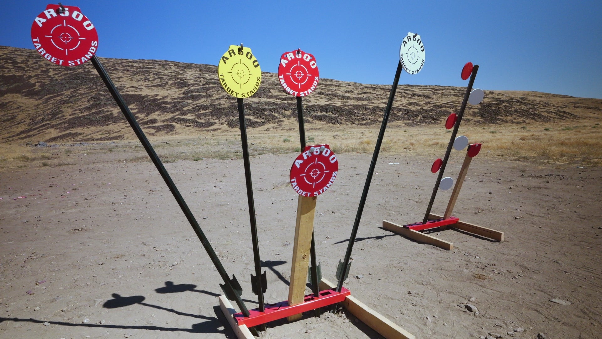 Load video: shooting target stands 
